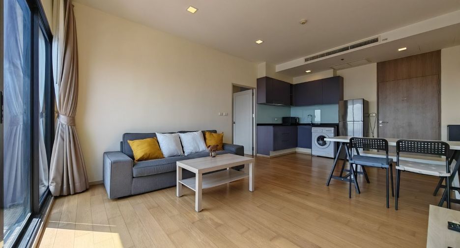 For sale 1 bed condo in Khlong Toei, Bangkok