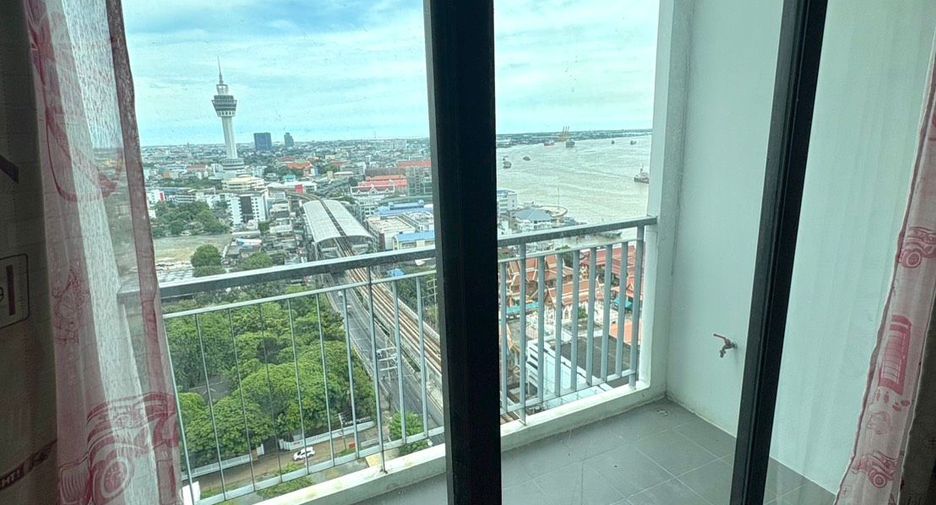 For sale 2 bedrooms condo in Mueang Samut Prakan, Samut Prakan