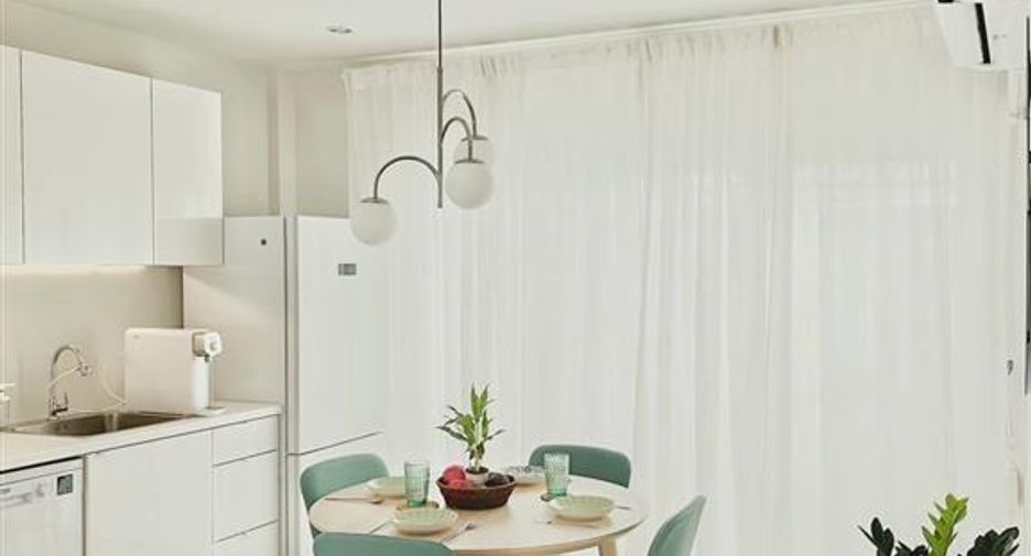 For sale 3 bedrooms townhouse in Sai Mai, Bangkok