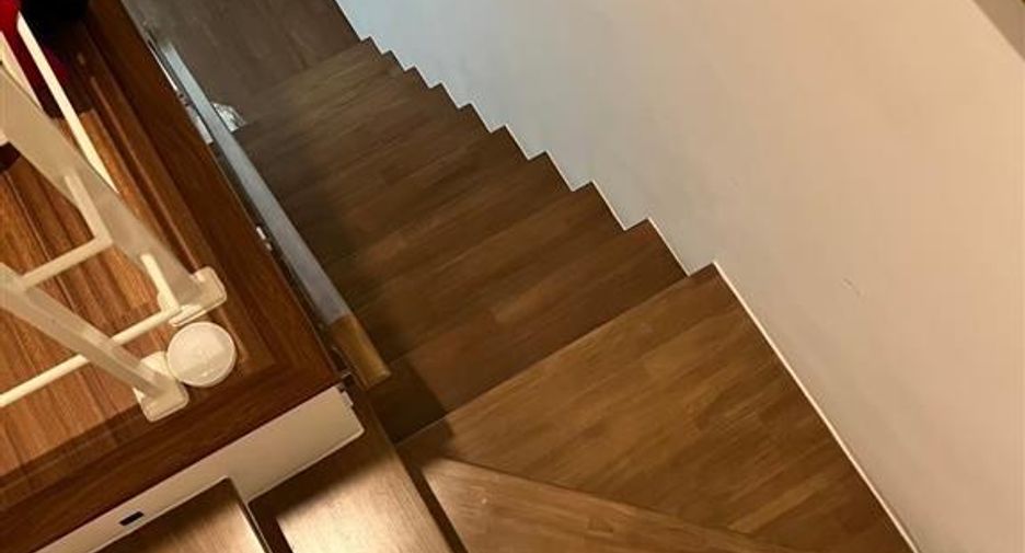 For sale 3 bedrooms townhouse in Sai Mai, Bangkok
