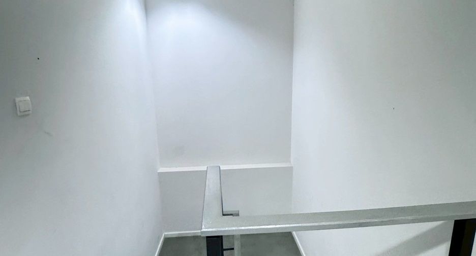 出租 和 出售 3 卧室 独立屋 在 Thanyaburi, Pathum Thani