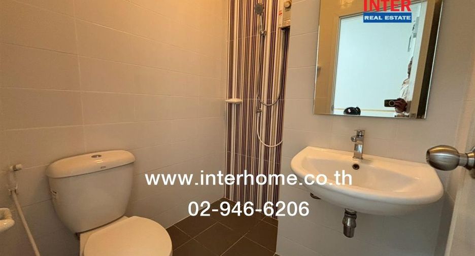 For sale 3 bedrooms townhouse in Don Mueang, Bangkok