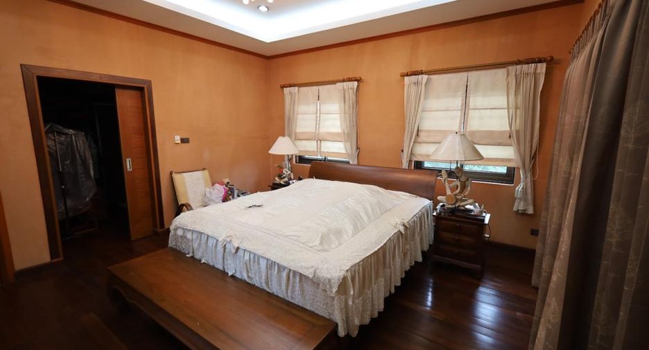 À vendre 4 chambres maison à Bang Lamung, Chonburi