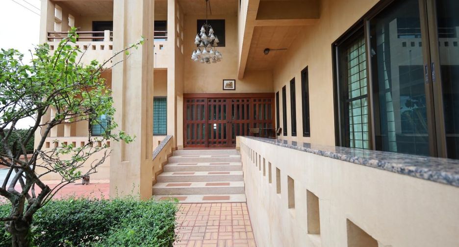 À vendre 4 chambres maison à Bang Lamung, Chonburi