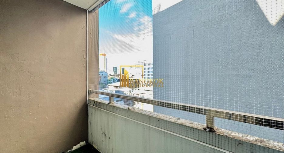 Condo en alquiler de 2 habitaciones en Bang Rak, Bangkok