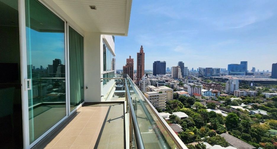 出租 3 卧室 服务式公寓 在 Khlong Toei, 曼谷