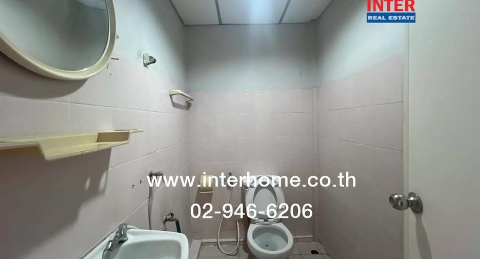 For sale 3 ベッドルーム house in Bang Bon, Bangkok