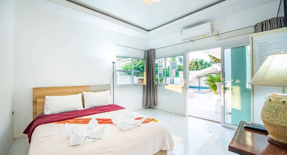 For sale 7 bedrooms hotel in Mueang Rayong, Rayong