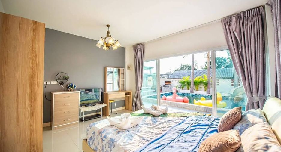 For sale 7 bedrooms hotel in Mueang Rayong, Rayong