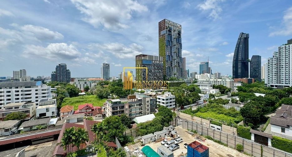 ให้เช่า และ ขาย 3 ห้องนอน คอนโด ใน คลองเตย, กรุงเทพฯ