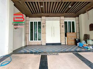 For sale 5 bedrooms condo in Lat Phrao, Bangkok