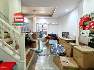 For sale 5 bedrooms condo in Lat Phrao, Bangkok