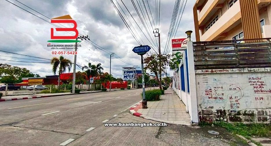 For sale 5 bedrooms condo in Lat Phrao, Bangkok