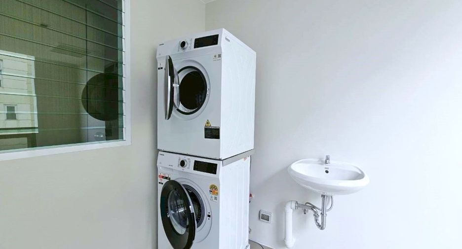 Apartamento con servicios en alquiler de 4 habitaciones en Khlong Toei, Bangkok