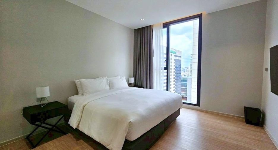 Apartamento con servicios en alquiler de 4 habitaciones en Khlong Toei, Bangkok