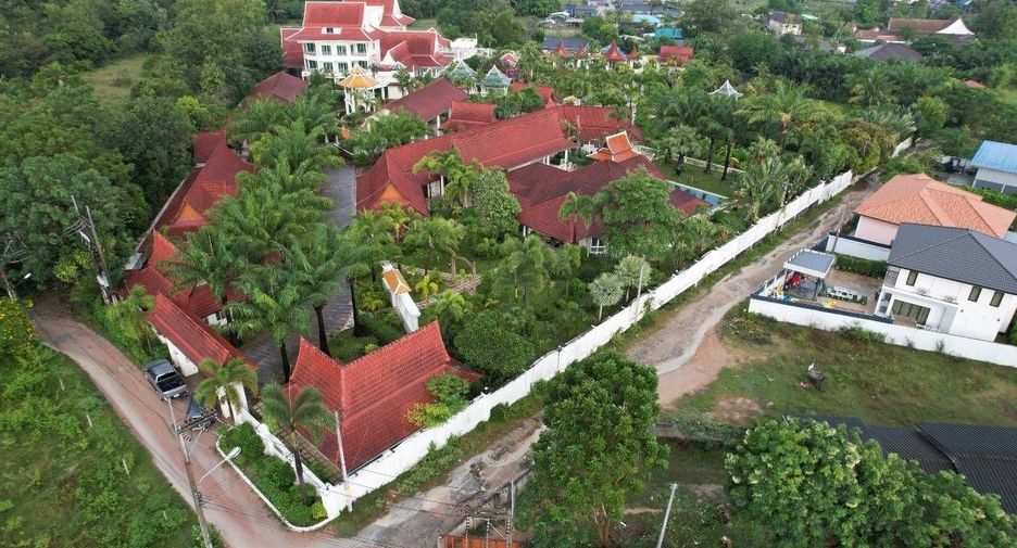 For sale 37 bedrooms villa in Bang Lamung, Chonburi