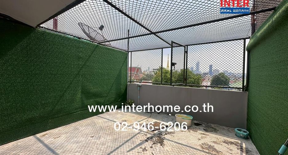 For sale 4 bedrooms retail Space in Pom Prap Sattru Phai, Bangkok