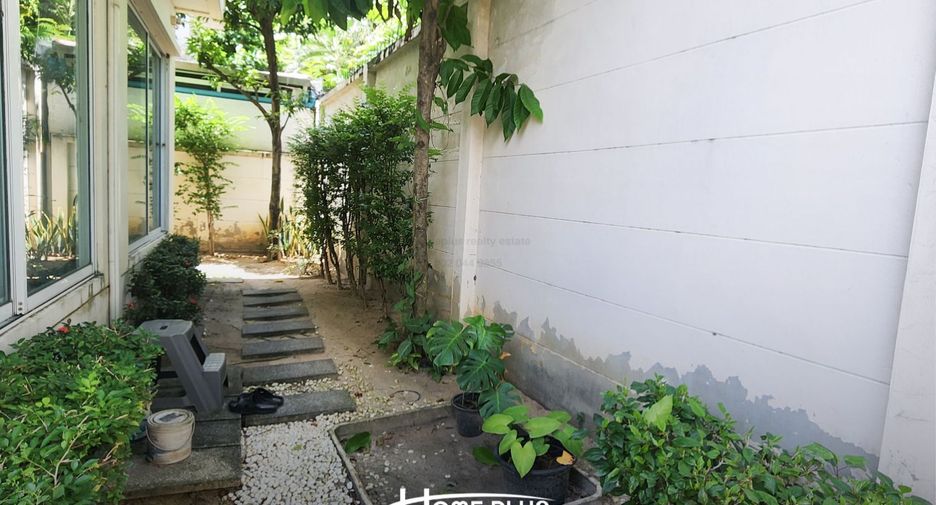 For sale 3 bedrooms house in Pak Kret, Nonthaburi