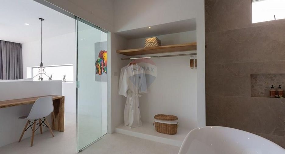 For sale 4 bedrooms villa in Ko Samui, Surat Thani