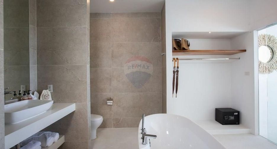 For sale 4 bedrooms villa in Ko Samui, Surat Thani