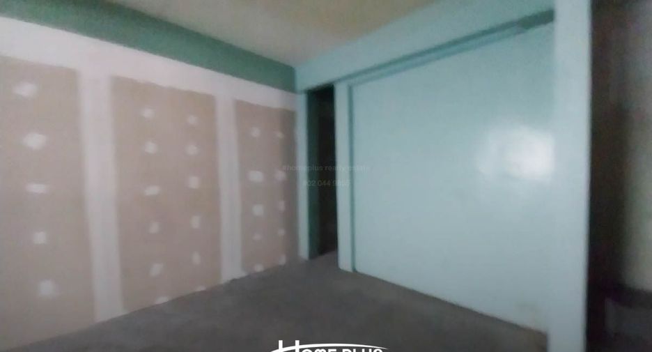 Аренда 1 кровать торговое помещение в Хуаи Кхщанг, Бангкок