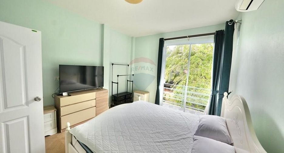 For sale 10 bedrooms retail Space in Khanom, Nakhon Si Thammarat
