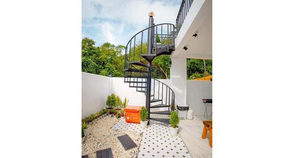 For sale 6 bedrooms villa in Khanom, Nakhon Si Thammarat