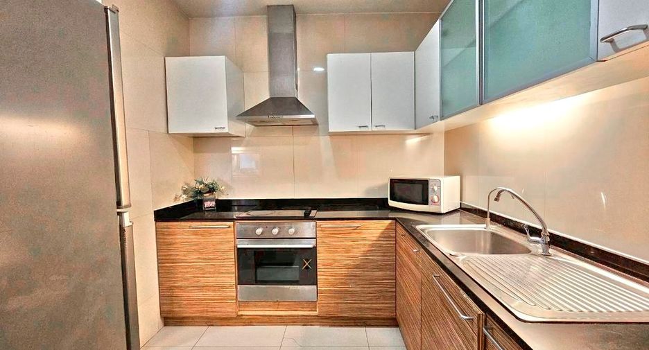 Apartment zur Miete mit 2 Zimmer in Khlong Toei, Bangkok