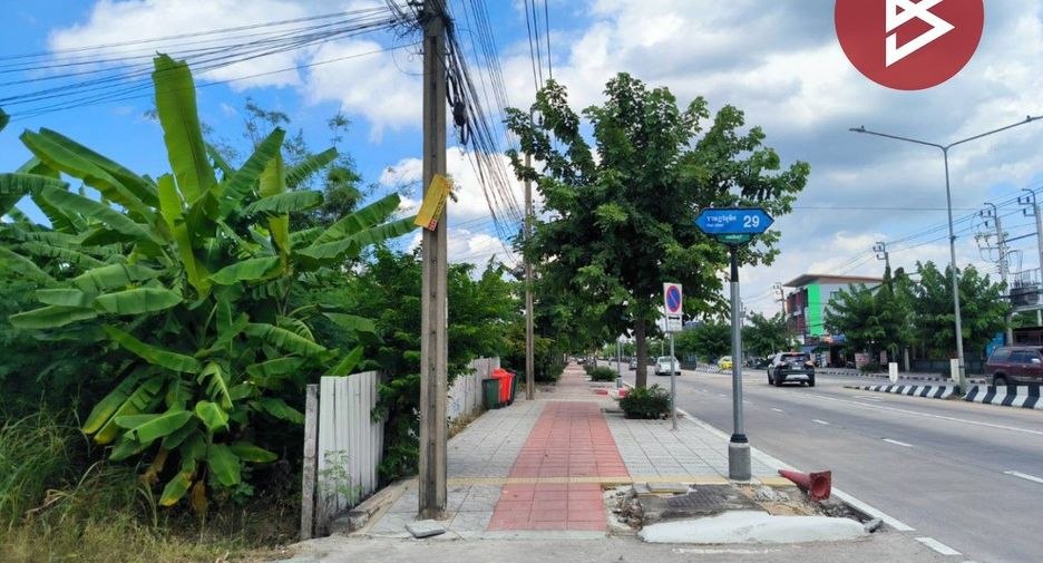 Terreno en venta en Min Buri, Bangkok