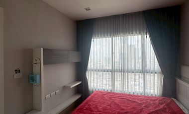 Wohnung zum Kauf mit 1 Zimmer in Khlong San, Bangkok