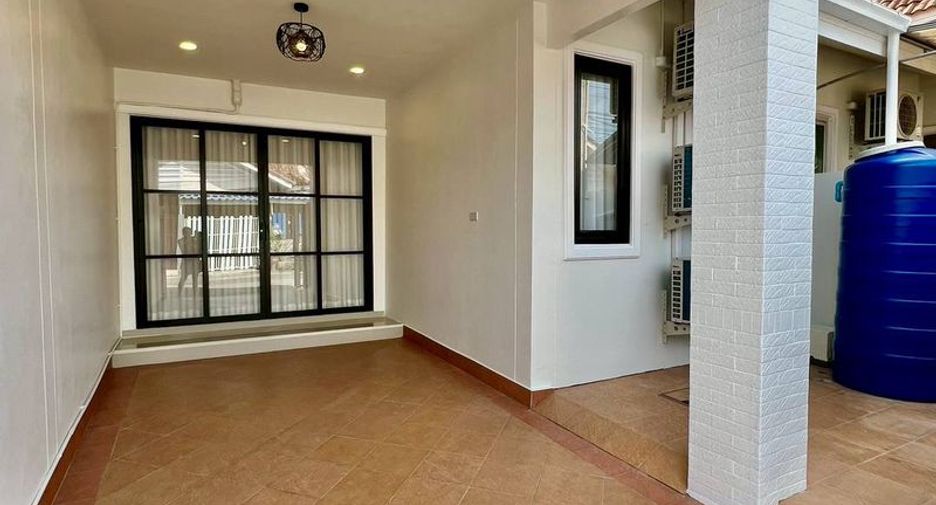 Haus zum Kauf mit 2 Zimmer in Bang Lamung, Chonburi
