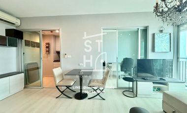 For sale 2 bedrooms condo in Huai Khwang, Bangkok