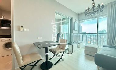 For sale 2 bedrooms condo in Huai Khwang, Bangkok