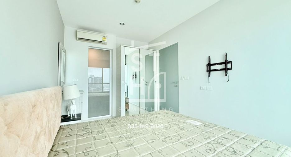 For sale 2 bedrooms condo in Huai Khwang, Bangkok