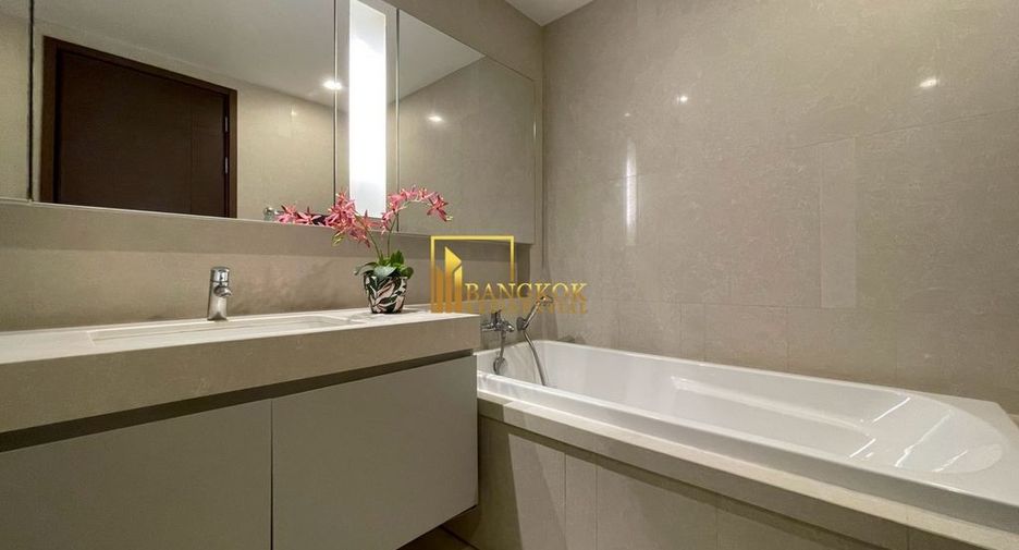 For rent and for sale 2 bedrooms condo in Watthana, Bangkok