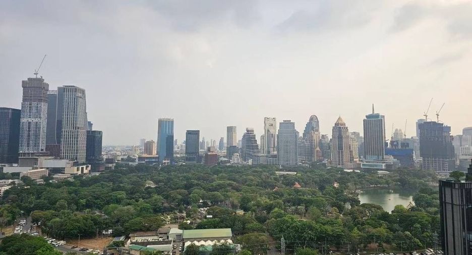 Wohnung zur Miete und zum Kauf mit 5 Zimmer in Pathum Wan, Bangkok
