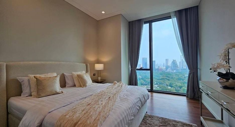 Wohnung zur Miete und zum Kauf mit 5 Zimmer in Pathum Wan, Bangkok