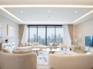 À louer et à vendre 5 chambres condo à Pathum Wan, Bangkok