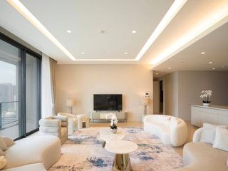 À louer et à vendre 5 chambres condo à Pathum Wan, Bangkok