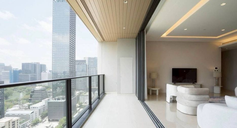 Wohnung zur Miete und zum Kauf mit 5 Zimmer in Pathum Wan, Bangkok