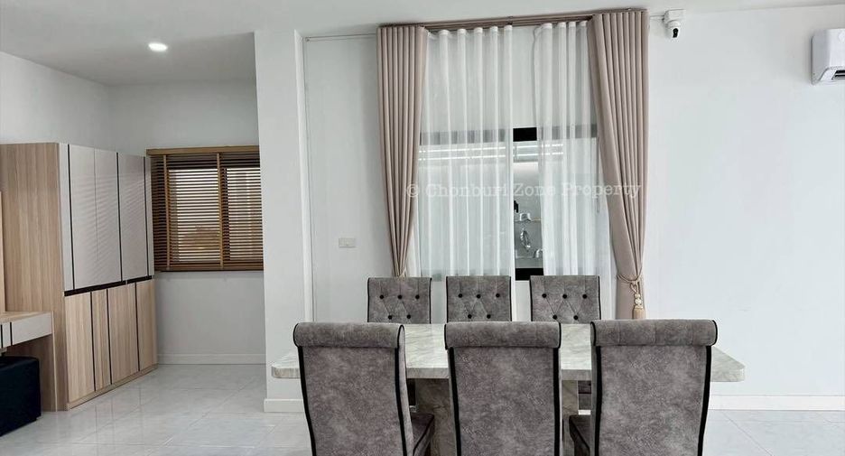 For rent 4 bedrooms house in Si Racha, Chonburi