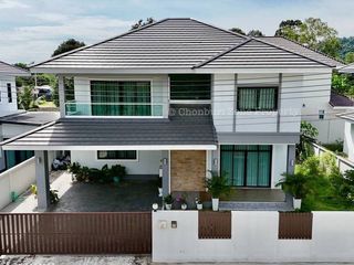 For Rent 4 Bedroom House In Si Racha, Chonburi