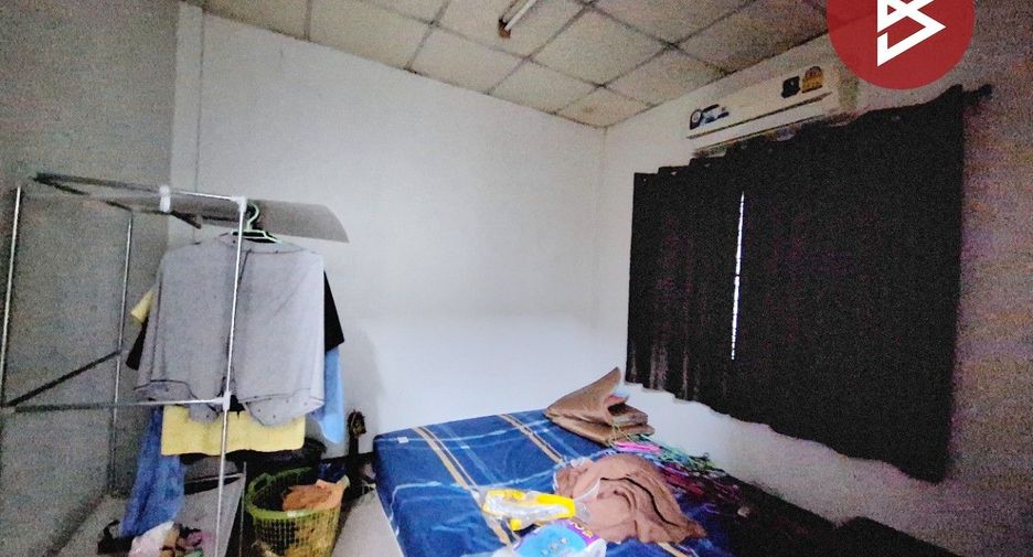 For sale studio townhouse in Ban Pho, Chachoengsao