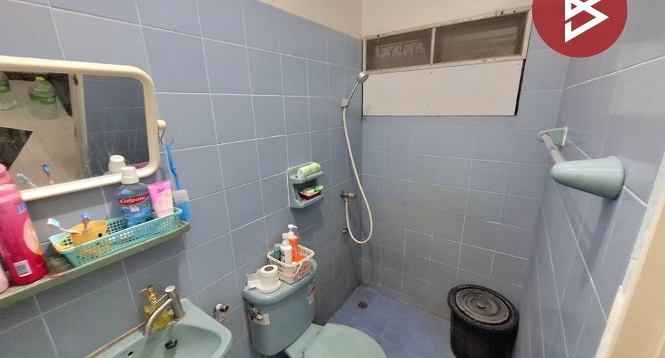 For sale studio townhouse in Ban Pho, Chachoengsao