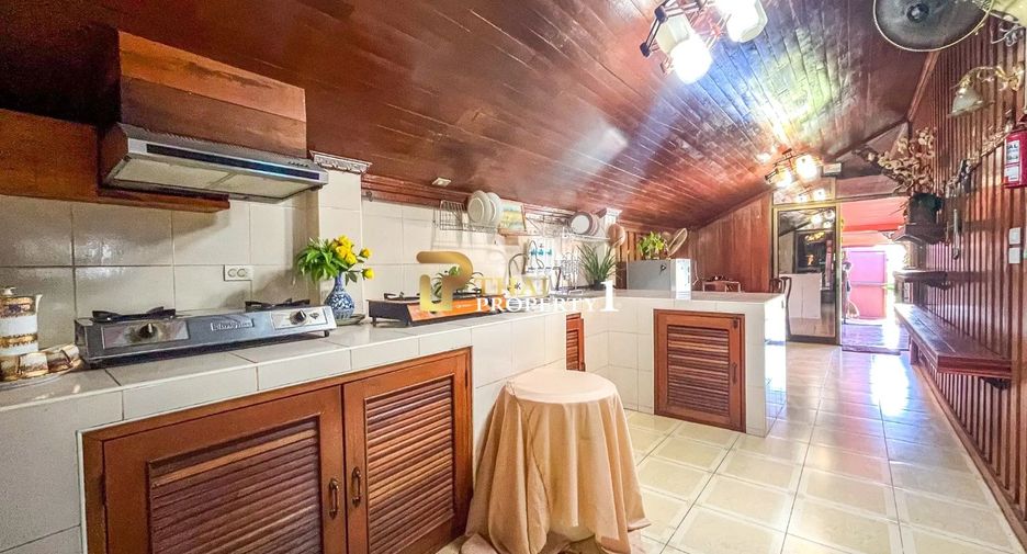 À vendre 10 chambres villa à Pran Buri, Prachuap Khiri Khan