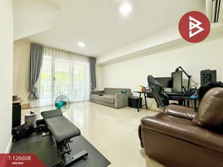 For sale 3 bedrooms townhouse in Min Buri, Bangkok