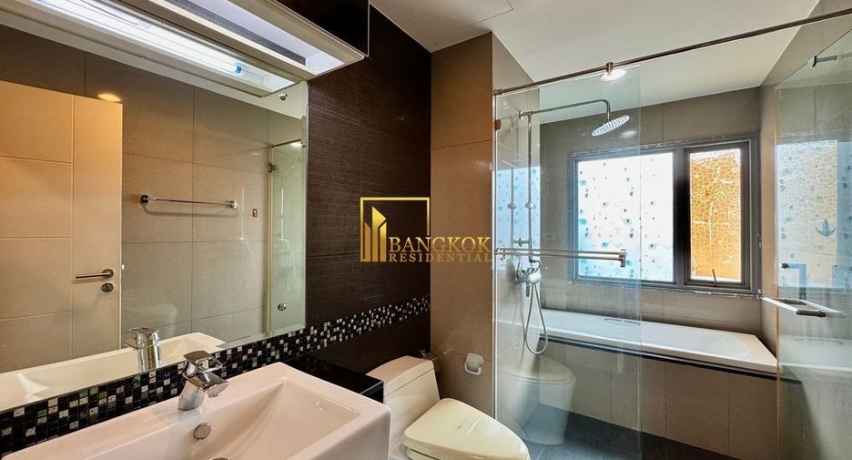 Condo en alquiler y en venta de 2 habitaciones en Khlong Toei, Bangkok