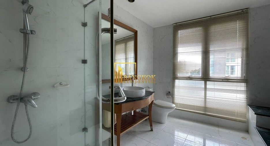 À louer et à vendre 3 chambres condo à Watthana, Bangkok