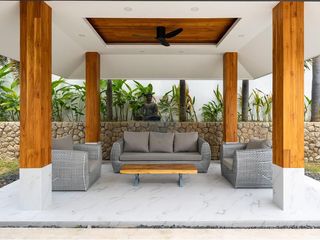 À vendre 3 chambres villa à Ko Samui, Surat Thani