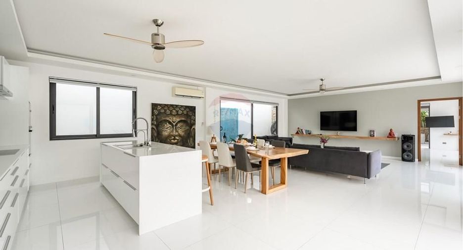 À vendre 3 chambres villa à Ko Samui, Surat Thani